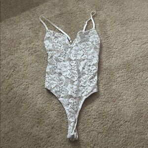Lulu's White Lace Floral Bodysuit